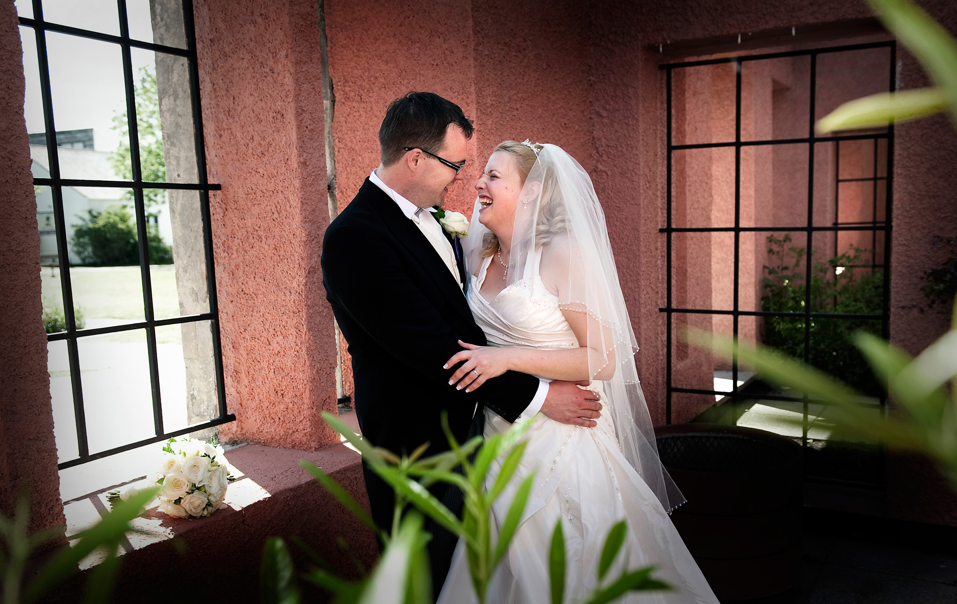 Cowbridge-wedding-photographers-Bride-Groom-Physic-Gardens-romance-Bear-Hotel-weddings