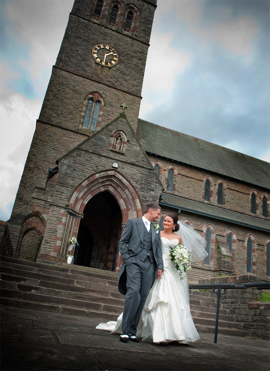 Porth-wedding-photography-Bride-and-groom-groom-Pontypridd-wedding-photographer